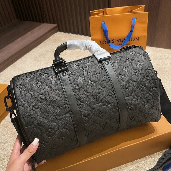 Louis Vuitton Keepall Bandoulière 35 – Monogram Embossed Leather - Picture 2 of 5